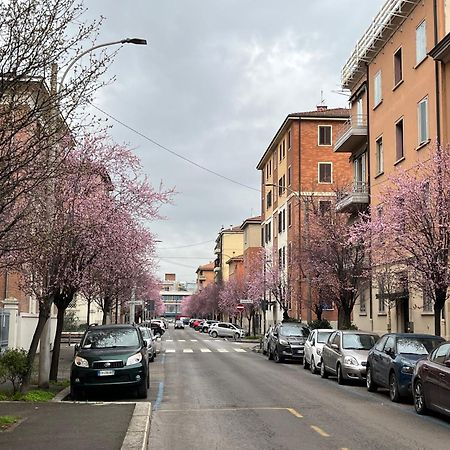 Casa Meli, Ampio Bilocale Nuovo Bolonha Exterior foto